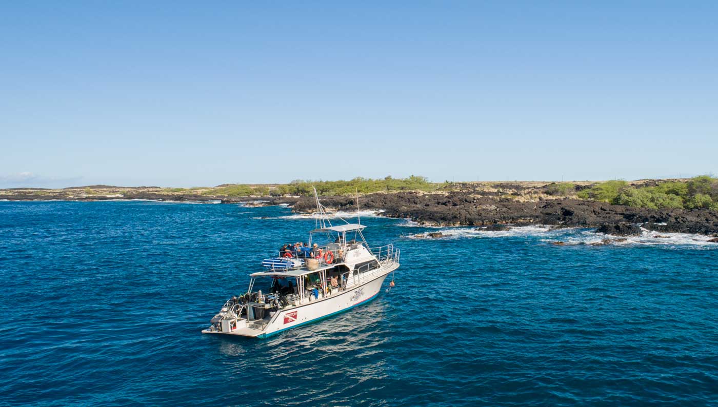 dive-boat-captain-jobs-in-hawaii-kona-honu-divers